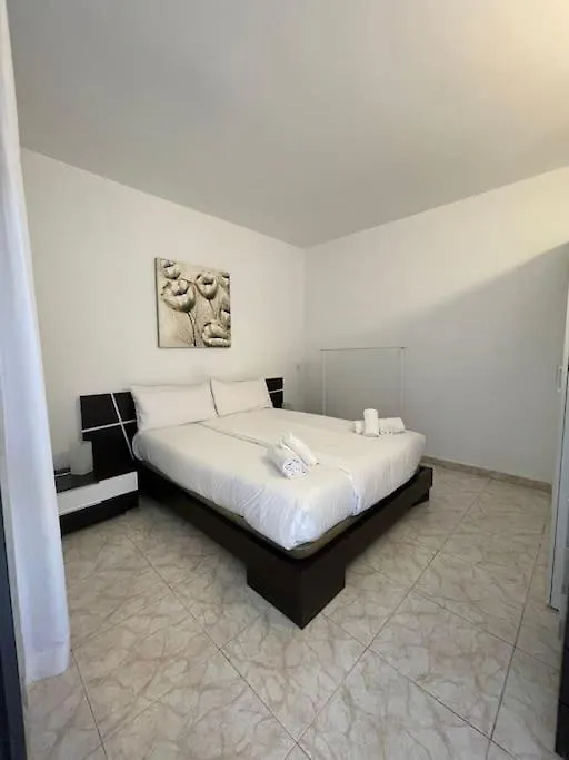 Pool View Apartment Primavera Arona  Spain