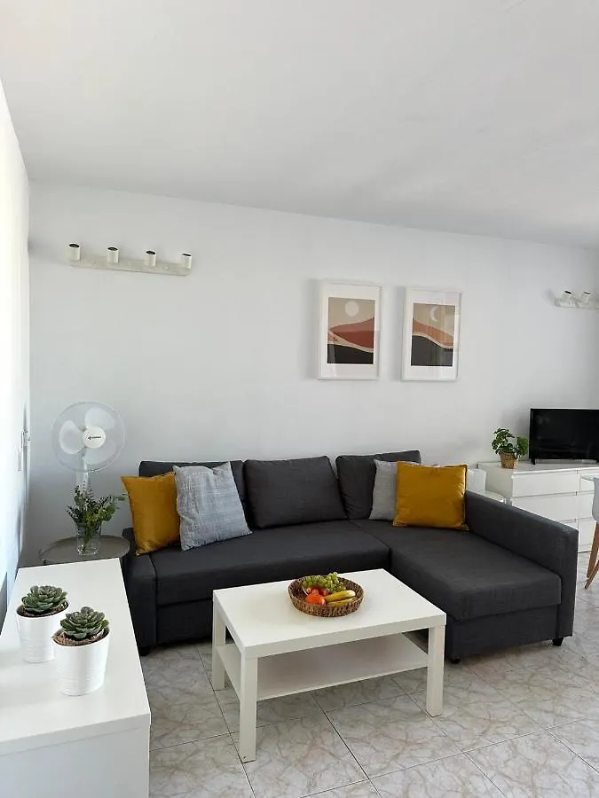 Pool View Apartment Primavera Arona