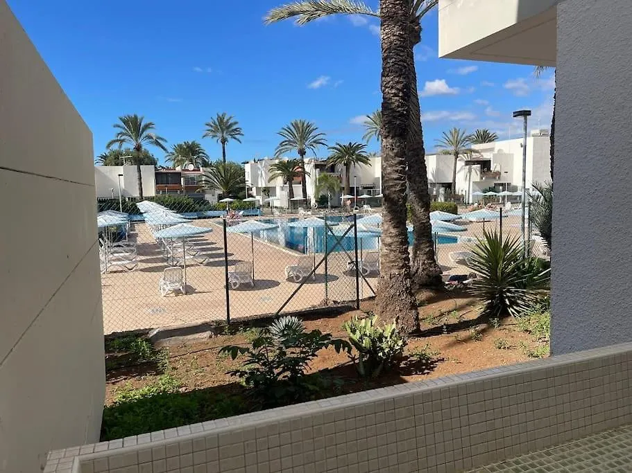 Pool View Apartment Primavera Arona